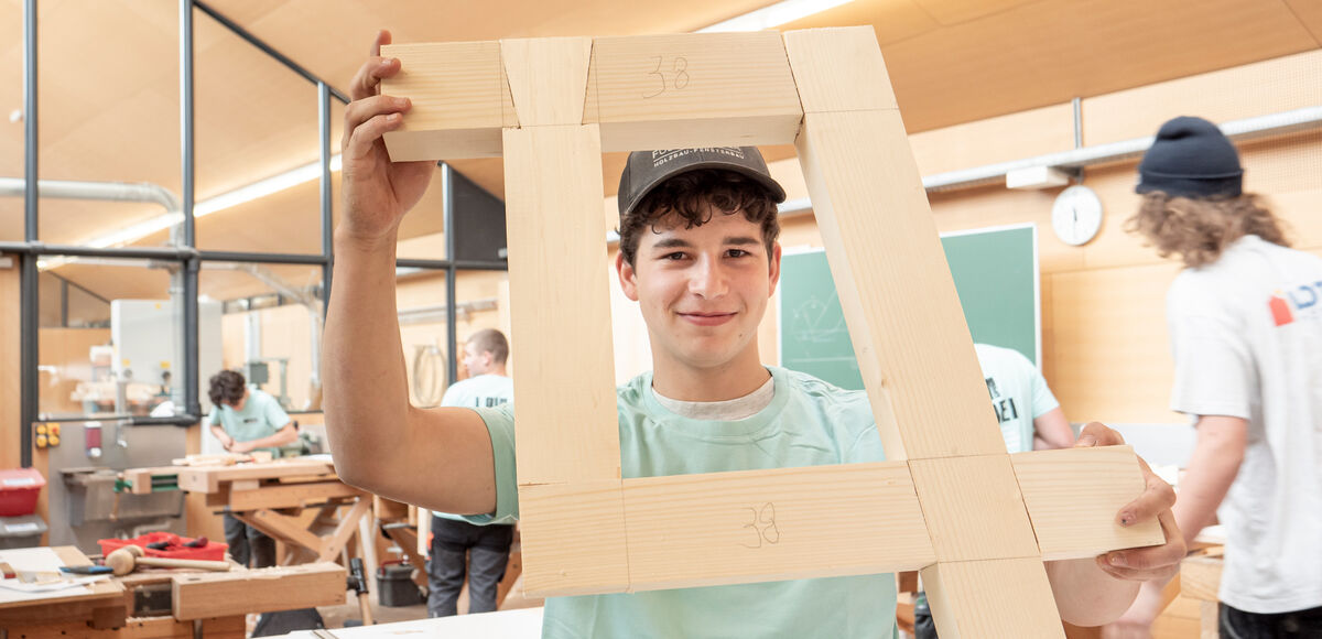 Bau dir deine Zukunft und mach deine Lehre als ZimmererIn!